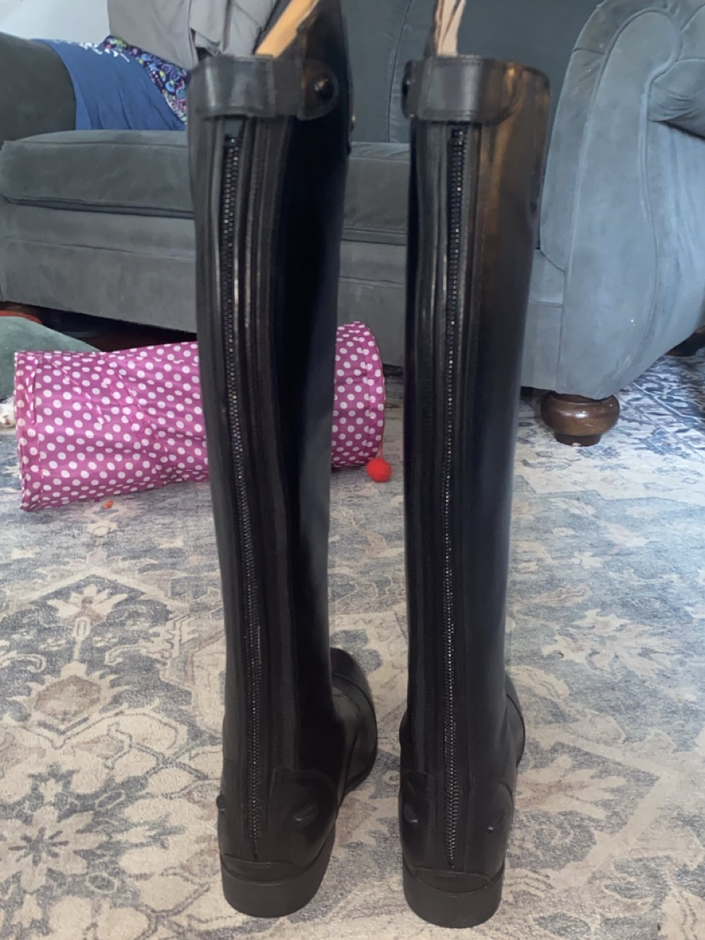 Ariat heritage contour size 11